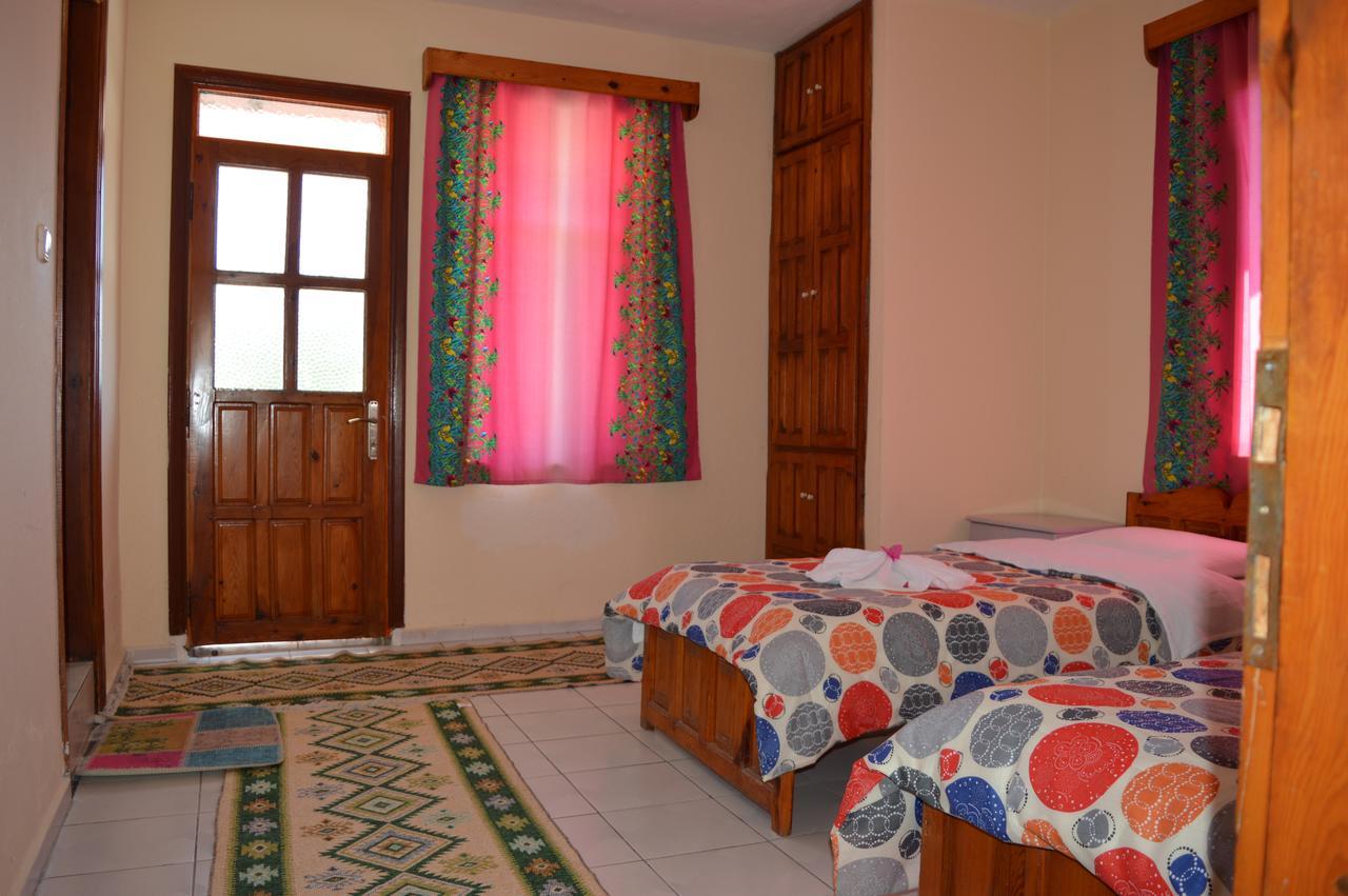 Erasmus Apart Hotel Дальян Екстер'єр фото